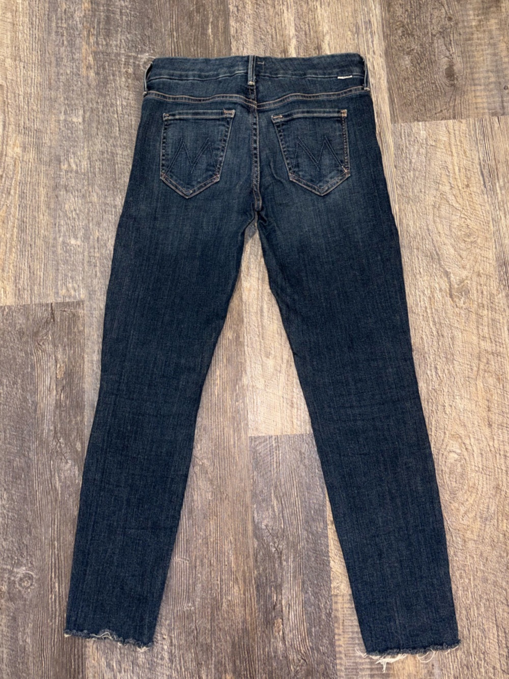 MOTHER Looker Ankle Fray Jeans - Dark Wash Denim